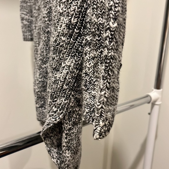 NWT Dex grey criss cross back sweater - Picture 4 of 4